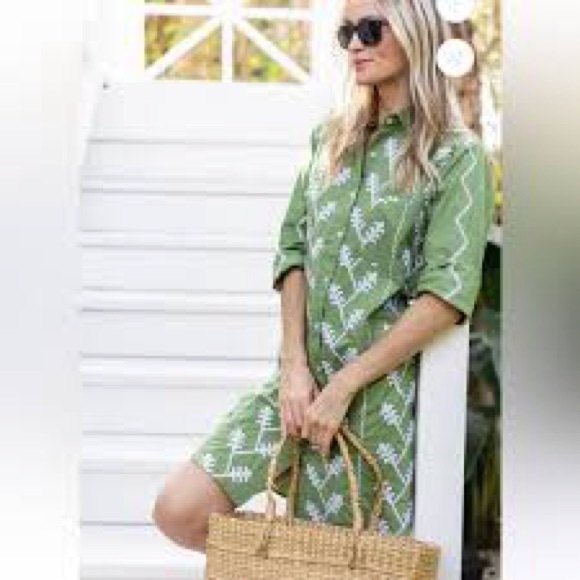 Julia Amory Swizzle Dress - Picture 2 of 6